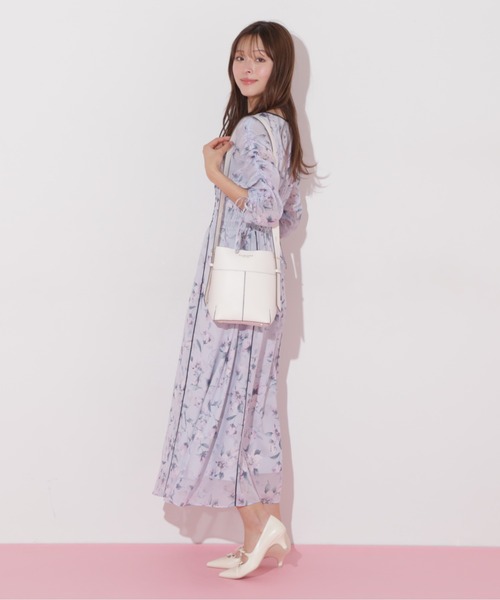 JILL by JILL STUART（ジルバイジルスチュアート）の「ウィークデイコレクション　ベルテッドポシェット（ショルダーバッグ・レディース・アイボリー/ブラック・FREE）」の7枚目の写真