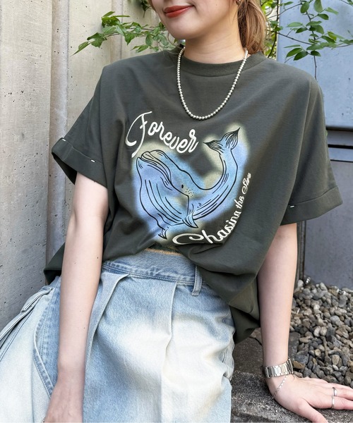 DOUBLE NAME(ダブルネーム)の「太陽を追いかけたいくじらゆるTEE(Tシャツ/カットソー・レディース・ブラック系その他/ブルー/オフホワイト・FREE)」の1枚目の写真