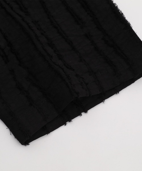 aimoha(アイモハ)の「エンボスデザインボタンシャツ (SS)(シャツ/ブラウス・メンズ・ライトベージュ/ブラック・MEDIUM/LARGE)」の5枚目の写真