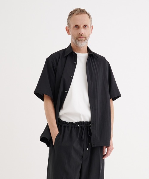 RAINMAKER（レインメーカー）の「【RAINMAKER/レインメーカー】別注 REGULAR COLLAR S/S SHIRT（シャツ/ブラウス・メンズ・ストライプ/ブラック/グレー・4/3）」の4枚目の写真