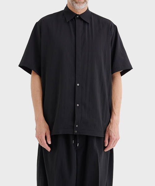 RAINMAKER（レインメーカー）の「【RAINMAKER/レインメーカー】別注 REGULAR COLLAR S/S SHIRT（シャツ/ブラウス・メンズ・ストライプ/ブラック/グレー・4/3）」の9枚目の写真