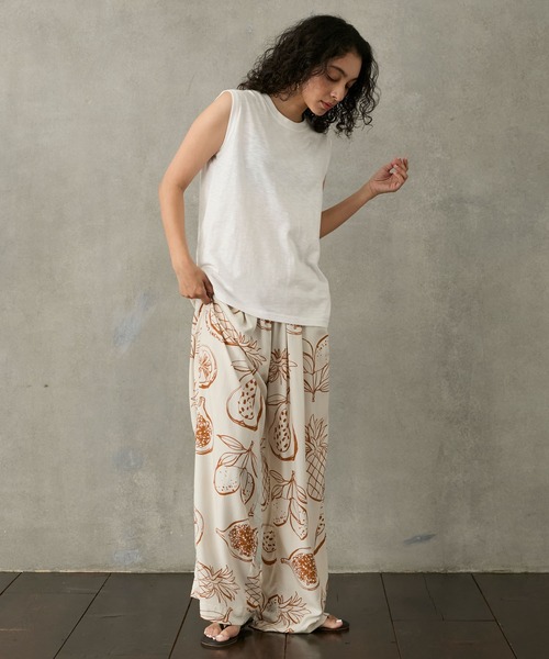 FRUIT OF THE LOOM（フルーツオブザルーム）の「FRUIT OF THE LOOM × Stroove / Bra top & tank top＆T-Shirt 3P / 別注 ブラトップ & タンクトップ & Tシャツ 3セット（タンクトップ・レディース・ホワイト系/ホワイト/ピンク系・FREE）」の4枚目の写真