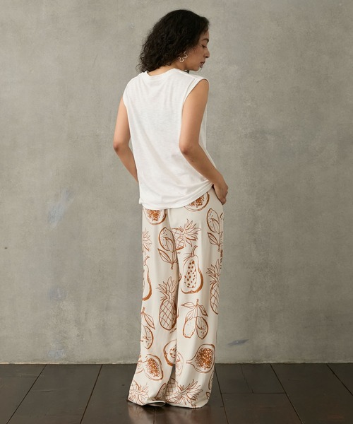 FRUIT OF THE LOOM（フルーツオブザルーム）の「FRUIT OF THE LOOM × Stroove / Bra top & tank top＆T-Shirt 3P / 別注 ブラトップ & タンクトップ & Tシャツ 3セット（タンクトップ・レディース・ホワイト系/ホワイト/ピンク系・FREE）」の5枚目の写真