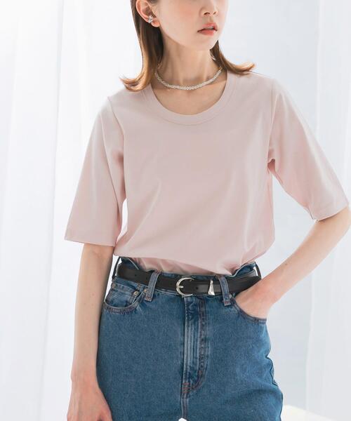 URBAN RESEARCH ROSSO WOMEN（アーバンリサーチ　ロッソ）の「スーピマコットンUネックカットソー（Tシャツ/カットソー・レディース・ホワイト/ピンク/ネイビー・FREE）」の3枚目の写真