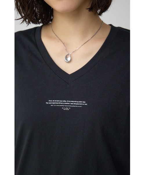 AZUL by moussy（アズールバイマウジー）の「チェストメッセージロゴTシャツ（Tシャツ/カットソー・レディース・オフホワイト/レッド/ブラック/ライトグレー・SMALL/MEDIUM）」の20枚目の写真