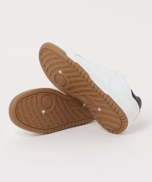 Honeys(ハニーズ)の「シンプルコートスニーカー(スニーカー・レディース・ブラック/ホワイト/ホワイト×ブラック・LL/S/M/L)」の11枚目の写真