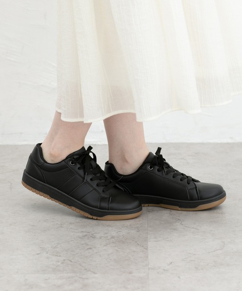 Honeys(ハニーズ)の「シンプルコートスニーカー(スニーカー・レディース・ブラック/ホワイト/ホワイト×ブラック・LL/S/M/L)」の13枚目の写真