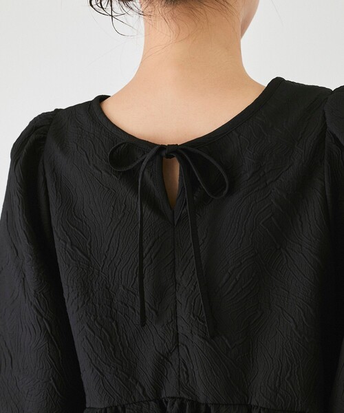 Jayro（ジャイロ）の「パール装飾ペプラムブラウス（シャツ/ブラウス・レディース・ホワイト系その他/ブラック・M）」の6枚目の写真