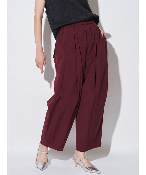 ELENDEEK(エレンディーク)の「イージータックコクーンパンツ(その他パンツ・レディース・ブラック/ボルドー/ブラウン・01/02)」の5枚目の写真
