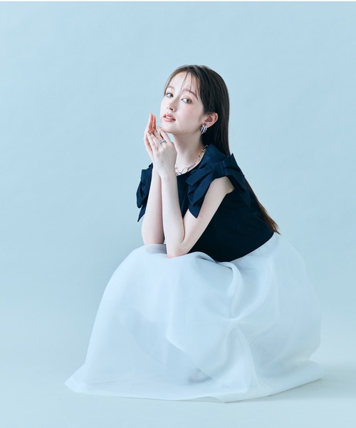 Audie a Muses(オーディアミューズ)の「リボンスリーブワンピース(ワンピース・レディース・ブラック/オフホワイト・38/40/42)」の2枚目の写真