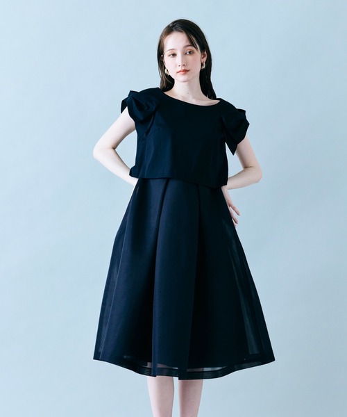 Audie a Muses(オーディアミューズ)の「リボンスリーブワンピース(ワンピース・レディース・ブラック/オフホワイト・38/40/42)」の1枚目の写真