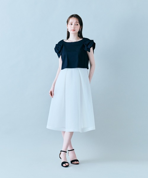 Audie a Muses(オーディアミューズ)の「リボンスリーブワンピース(ワンピース・レディース・ブラック/オフホワイト・38/40/42)」の4枚目の写真