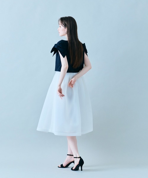 Audie a Muses(オーディアミューズ)の「リボンスリーブワンピース(ワンピース・レディース・ブラック/オフホワイト・38/40/42)」の7枚目の写真