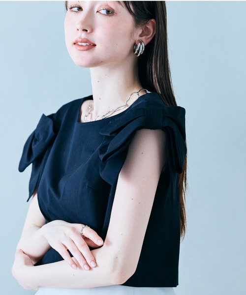 Audie a Muses(オーディアミューズ)の「リボンスリーブワンピース(ワンピース・レディース・ブラック/オフホワイト・38/40/42)」の11枚目の写真