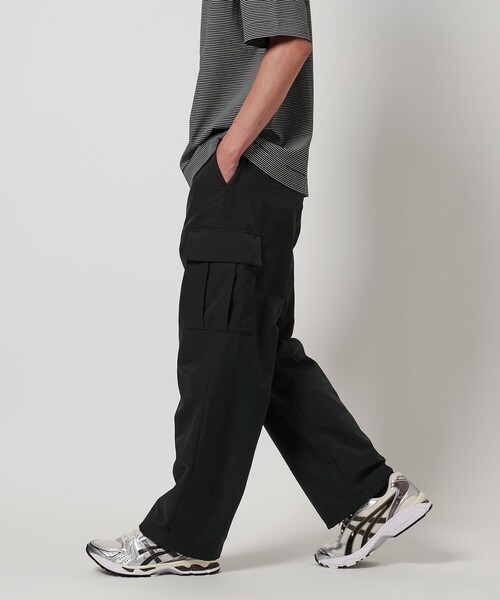 UNITED ARROWS（ユナイテッドアローズ）の「DotAir ドットエア カーゴ イージーパンツ -吸水速乾 ストレッチ-（カーゴパンツ・メンズ・ブラック/ダークグレー・M/XL/S/L）」の5枚目の写真