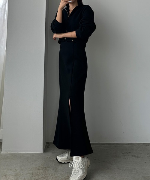 ショート丈　トレーナー　ドルマン　スリット　スカート　セットアップ　秋冬　新品 MLB】刺しゅうロゴドルマンスカートセットアップ｜BACK TO THE FIELD