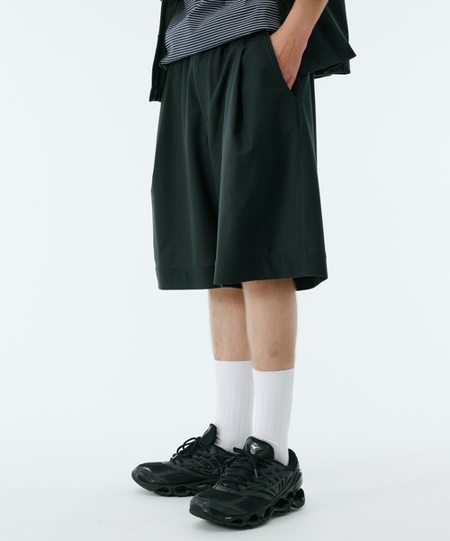 PUBLIC TOKYO(パブリックトウキョウ)の「〈セットアップ対応〉接触冷感 | Air tool イージーショーツ(その他パンツ・メンズ・ブラック/ダークグレー・1/2)」の15枚目の写真