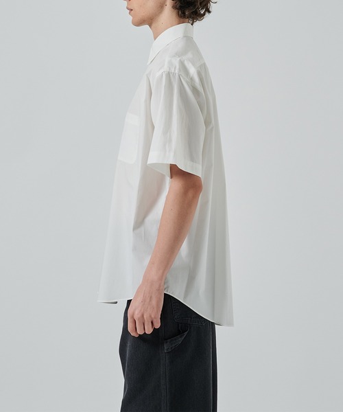 markaware（マーカウェア）の「【MARKAWARE/marka】COMFORT FIT S/S SHIRT（シャツ/ブラウス・メンズ・ホワイト/チャコールグレー/ブルー・1/2）」の6枚目の写真