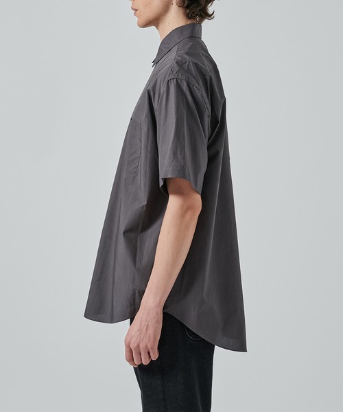 markaware（マーカウェア）の「【MARKAWARE/marka】COMFORT FIT S/S SHIRT（シャツ/ブラウス・メンズ・ホワイト/チャコールグレー/ブルー・1/2）」の15枚目の写真