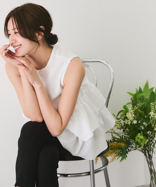 Jayro（ジャイロ）の「Wペプラムノースリーブブラウス（シャツ/ブラウス・レディース・ホワイト系その他/ブラック・M）」の18枚目の写真