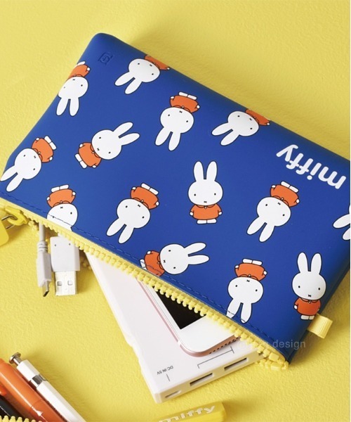 BACKYARD FAMILY(バックヤードファミリー)の「pgdesign ピージーデザインNUU キャラクター ポーチ(ポーチ・レディース・ブルー系その他2/レッド系その他/オレンジ系その他/ブルー/レッド/ブルー系その他/グリーン系その他/ストライプ/ベージュ/レッド系その他2/ブルー系その他3/グリーン系その他2/グリーン系その他3・FREE)」の17枚目の写真