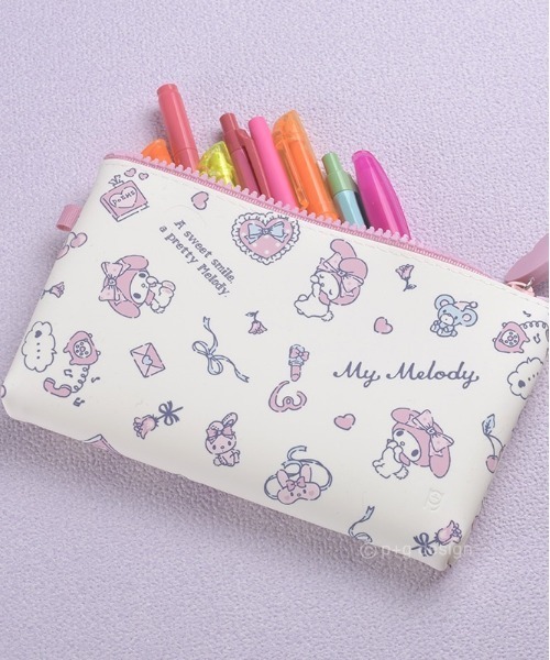 BACKYARD FAMILY(バックヤードファミリー)の「pgdesign ピージーデザインNUU キャラクター ポーチ(ポーチ・レディース・ブルー系その他2/レッド系その他/オレンジ系その他/ブルー/レッド/ブルー系その他/グリーン系その他/ストライプ/ベージュ/レッド系その他2/ブルー系その他3/グリーン系その他2/グリーン系その他3・FREE)」の18枚目の写真