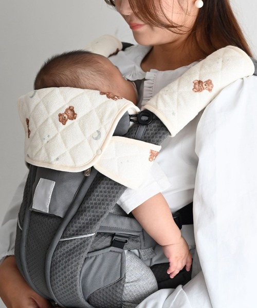 PUPPAPUPO(プッパプーポ)の「【防水】 抱っこ紐カバー パイル(抱っこ紐/ベルトカバー/スリング・キッズ・アイボリー/グレイッシュベージュ/ホワイト×グリーン/ホワイト×ブラウン・FREE)」の14枚目の写真