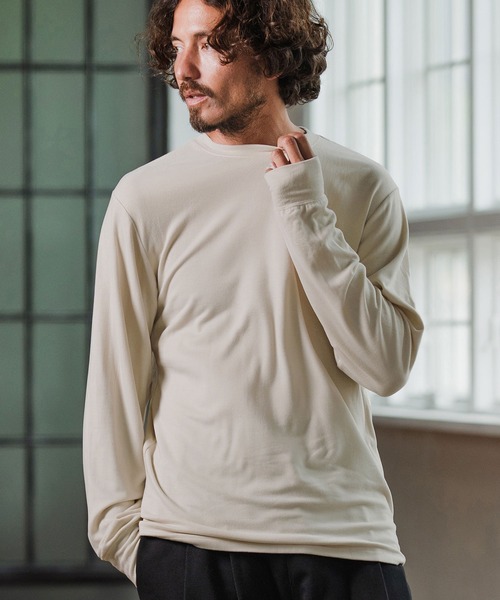 Magine(マージン)の「mlt5318-Crewneck Pullover クルーネックプルオーバー(Tシャツ/カットソー・メンズ・アイボリー/ブラック/チャコールグレー・48/46/44)」の2枚目の写真