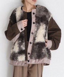 ブラウン ストライプ柄 ファーコート ショート丈 フェイクファーショートコート - ブラウン | ZARA Japan / 日本
