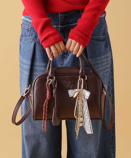 tiny tiny（ティニーティニー）の「パラコード付きボストンバッグ[tiny tiny(ティニーティニー)]（ボストンバッグ・レディース・ブラウン/ブラック・0）」の3枚目の写真