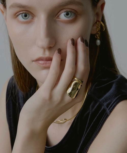 loni（ロニ）の「(loni)Benjamin asymmetry ring（リング・レディース・シルバー/ゴールド・13）」の14枚目の写真