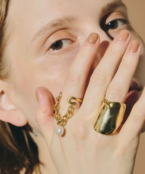 loni（ロニ）の「(loni)Benjamin asymmetry ring（リング・レディース・シルバー/ゴールド・13）」の20枚目の写真