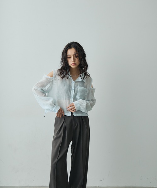 Lunea（ルネア）の「レースオープンショルダーシアーシャツ（シャツ/ブラウス・レディース・ホワイト/ブルー・FREE）」の21枚目の写真