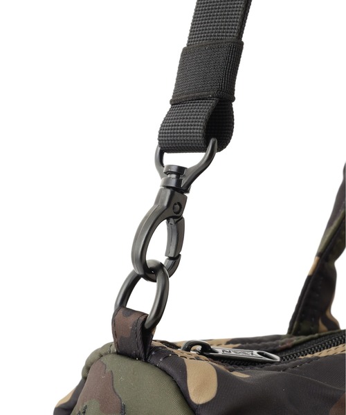 AVIREX(アヴィレックス)の「《直営店限定》POCKET MINI DUFFLE BAG/ポケットミニダッフルバッグ(ボストンバッグ・レディース・カモフラージュ/ブラック/グレー・F)」の12枚目の写真