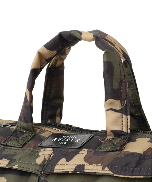 AVIREX(アヴィレックス)の「《直営店限定》POCKET MINI DUFFLE BAG/ポケットミニダッフルバッグ(ボストンバッグ・レディース・カモフラージュ/ブラック/グレー・F)」の13枚目の写真
