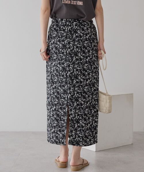 スカート AMERI
UND GYPSUM ART TULLE SKIRT セール】UND SWITCH PLEATS SKIRT（スカート）｜Ameri（アメリ