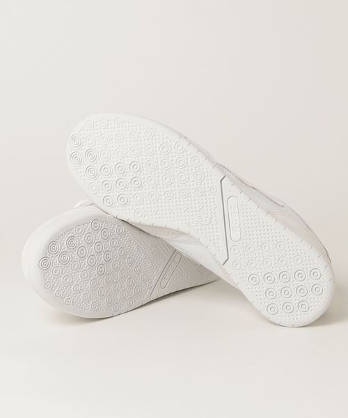NEW BALANCE(ニューバランス)の「URC42 CW(スニーカー・レディース・ホワイト・23.0cm/22.5cm/24.5cm/24.0cm/23.5cm)」の3枚目の写真
