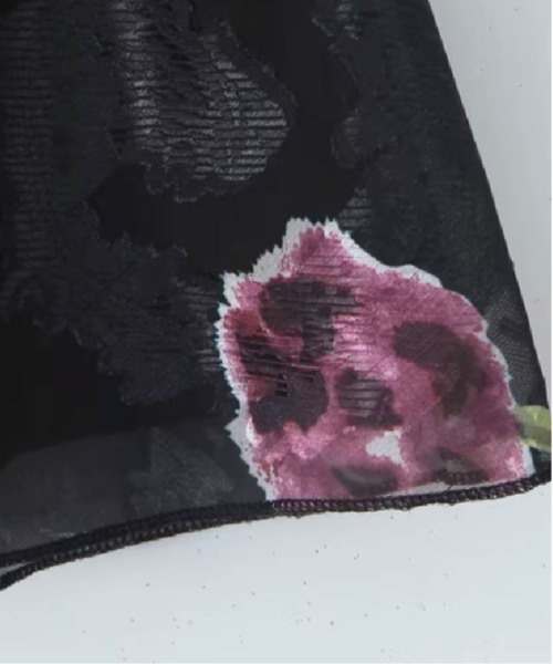 LA POMME petit(ラポミ・プチ)の「Vintage Floral Print Mesh Skirt(スカート・レディース・ブラック/ブルー・LARGE/MEDIUM/SMALL)」の7枚目の写真