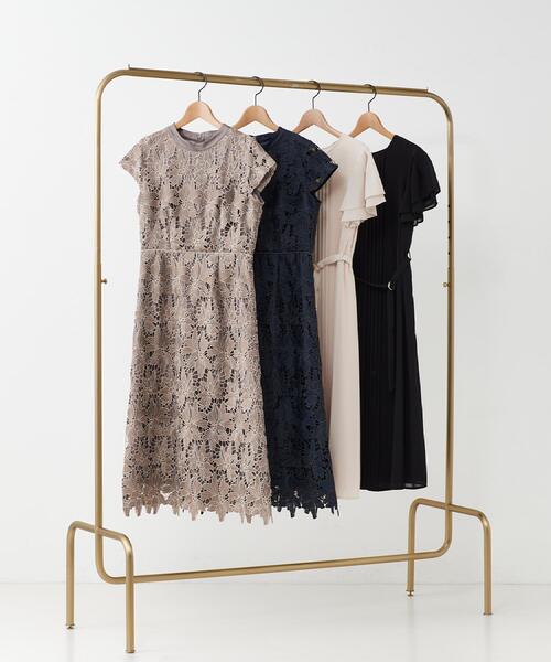 index（インデックス）の「フロントタックIラインワンピース【洗濯機洗い可/防シワ】（ワンピース・レディース・ナチュラル/ブラック/ライトブルー・36/38/40）」の10枚目の写真