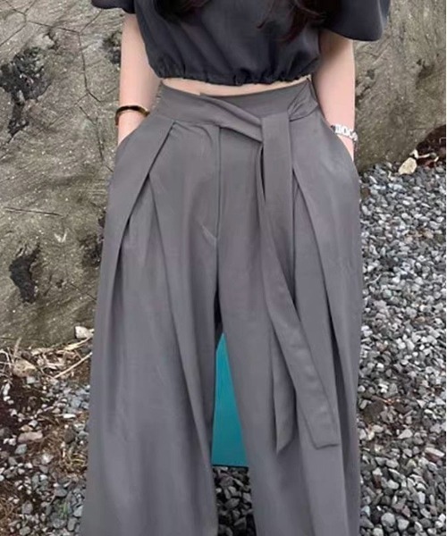 SHEPP(シープ)の「ウエストリボンデザイン タックワイドスラックス(スラックス・レディース・ブラック/グレー/ピンク/ブラウン/グリーン・L/M/S)」の14枚目の写真