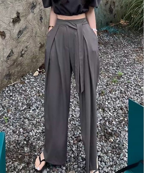 SHEPP(シープ)の「ウエストリボンデザイン タックワイドスラックス(スラックス・レディース・ブラック/グレー/ピンク/ブラウン/グリーン・L/M/S)」の15枚目の写真