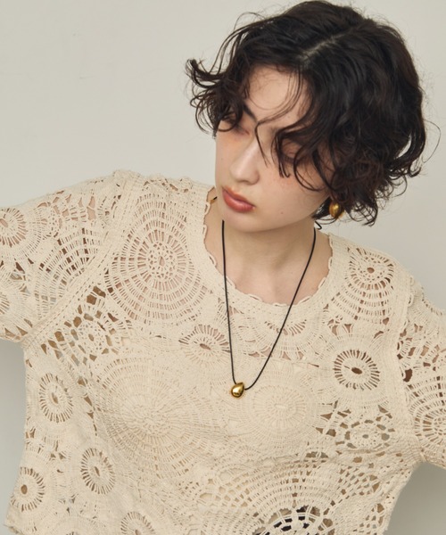 Trish（トリッシュ）の「ティアドロップモチーフ付きコードチョーカーネックレス（ネックレス・レディース・シルバー/ゴールド・FREE）」の11枚目の写真