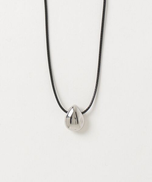 ティアドロップモチーフ付きコードチョーカーネックレス（ネックレス