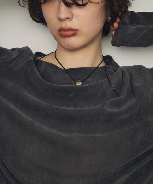 Trish（トリッシュ）の「ティアドロップモチーフ付きコードチョーカーネックレス（ネックレス・レディース・シルバー/ゴールド・FREE）」の3枚目の写真