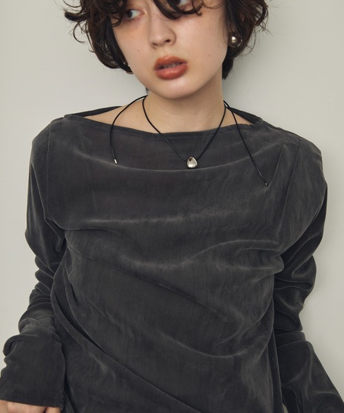 Trish（トリッシュ）の「ティアドロップモチーフ付きコードチョーカーネックレス（ネックレス・レディース・シルバー/ゴールド・FREE）」の5枚目の写真