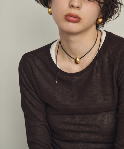 ティアドロップモチーフ付きコードチョーカーネックレス（ネックレス