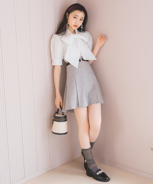 WILLSELECTION（ウィルセレクション）の「モノグラム刺しゅうリボンタイブラウス（シャツ/ブラウス・レディース・ブラック/オフホワイト・FREE）」の4枚目の写真