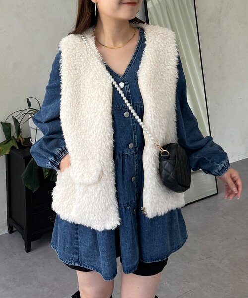 prose verse（プロズヴェール）の「フロントジップカーリーファーベスト（ベスト・レディース・アイボリー・LARGE/MEDIUM）」の12枚目の写真