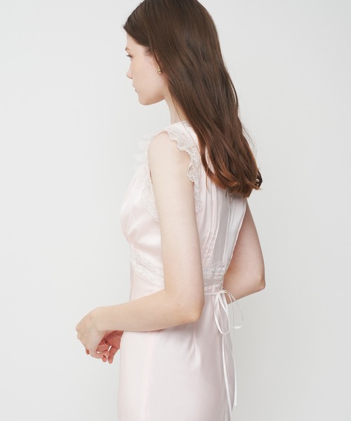 ME COUTURE（ミークチュール）の「サテンシフォンレースMIXドレス（ワンピース・レディース・ライトブルー/ベビーピンク/オフホワイト・00/FREE）」の10枚目の写真