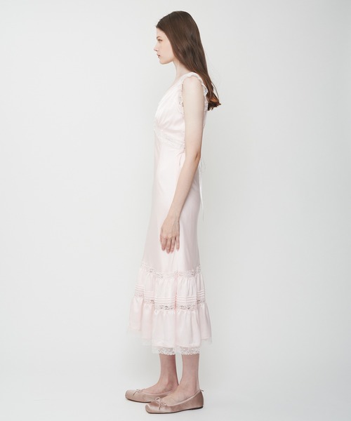 ME COUTURE（ミークチュール）の「サテンシフォンレースMIXドレス（ワンピース・レディース・ライトブルー/ベビーピンク/オフホワイト・00/FREE）」の22枚目の写真